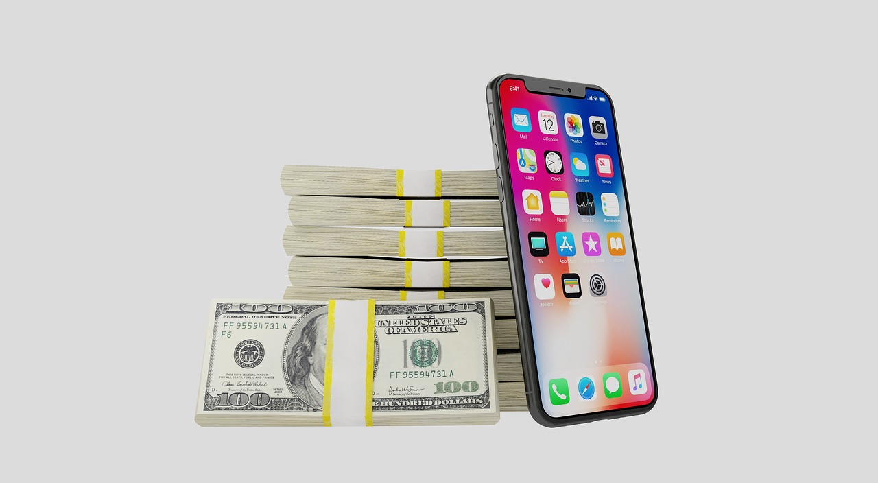 iphone-money - Betwext - Text Message Marketing